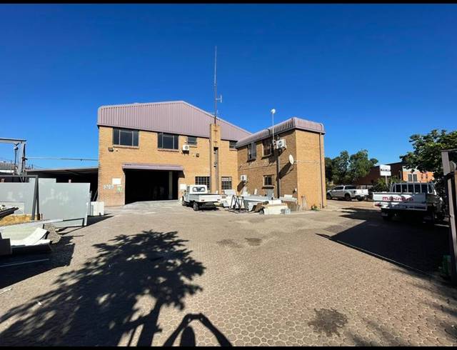 INDUSTRIAL PROPERTY TO RENT IN HENNOPSPARK